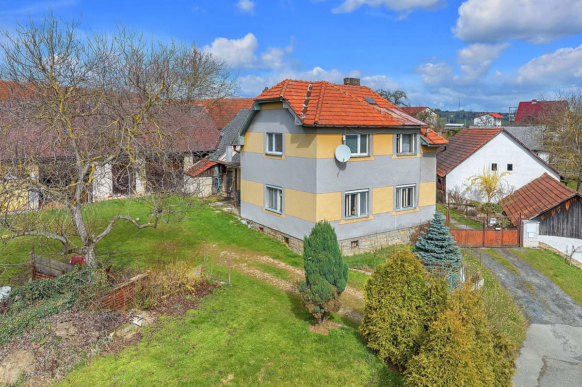 Kožlí – Bohumilice – prodej rodinného domu 230 m², pozemek 945 m²